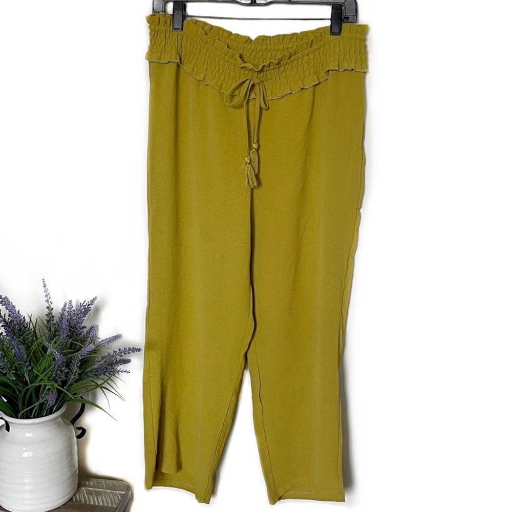 89th + Madison 7/8 Length Slight Crop Lightweight Flowy Straight Leg Pants